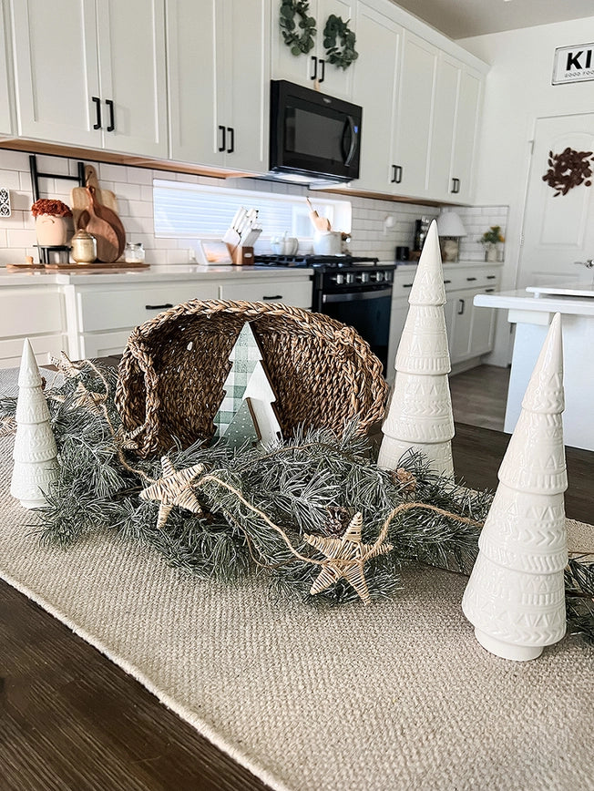 Weeping Pine Garland, 4ft - winter collection